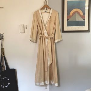 Vintage 100% Silk Cream Ivory Robe - SUPER Rare